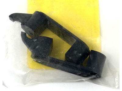 Robbe Clamping Piece W/Clip : S-3021 - Midland Helicopters